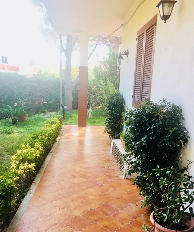 Casa Vacanza Villa Rita Mondragone Luaran gambar